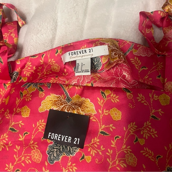 NWT Forever 21 L Pink Floral Satin Tie Strap Crop Cold Shoulder Feminine Blouse - Picture 11 of 12